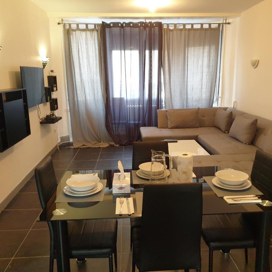 Appartement T2 Courte Duree Coup De Coeur Toute A 5 Minutes Saint-Etienne  Ngoại thất bức ảnh